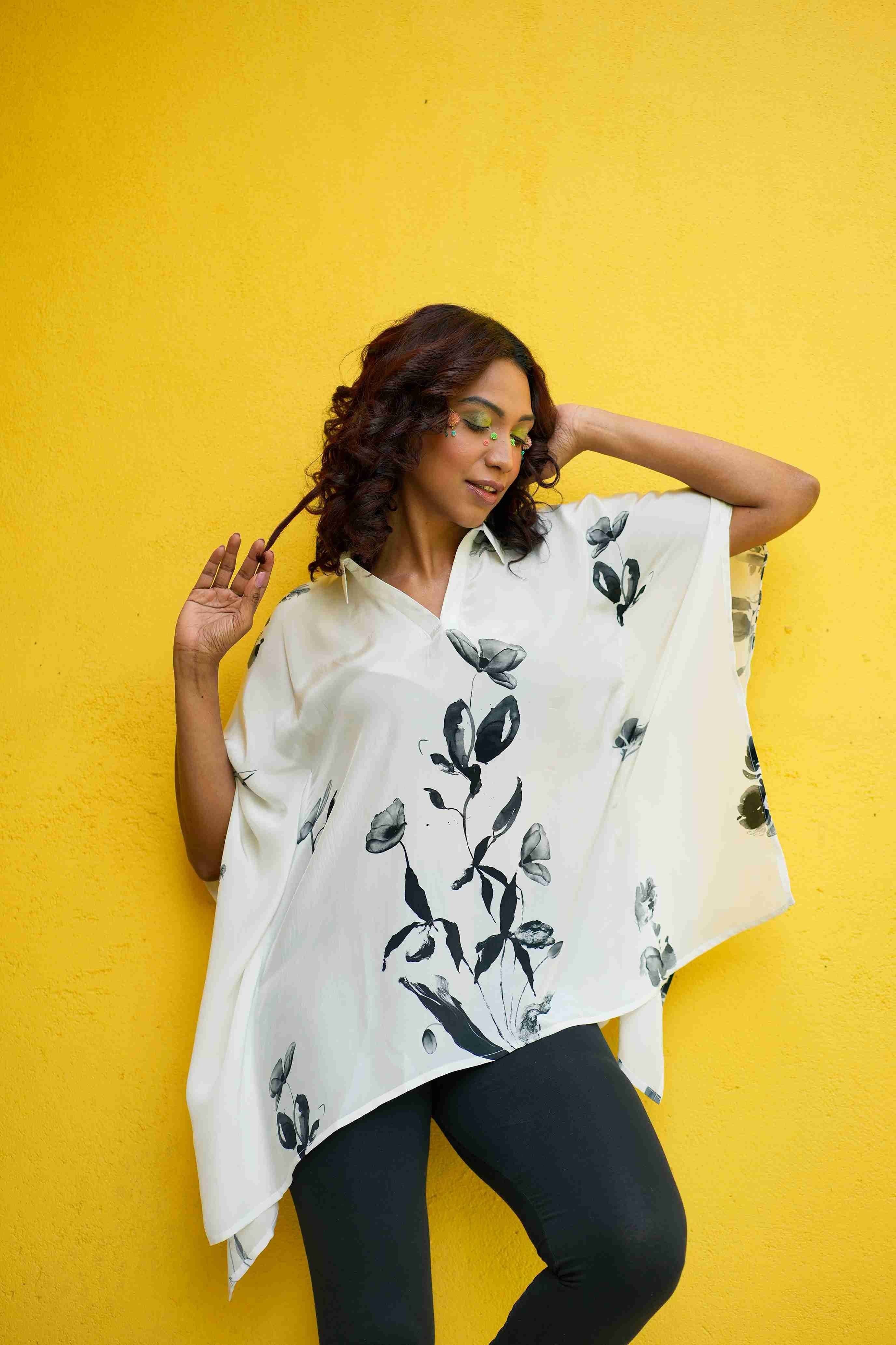 White Ivy Crepe Kaftan Top