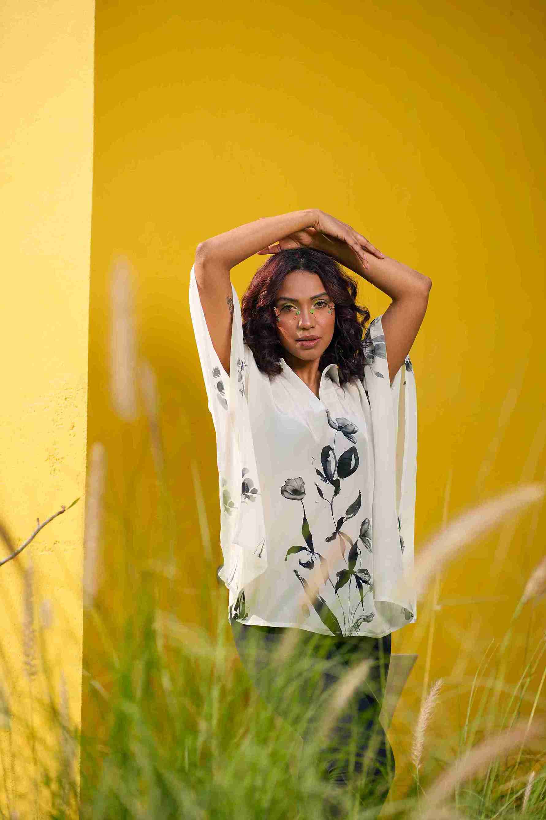 White Ivy Crepe Kaftan Top