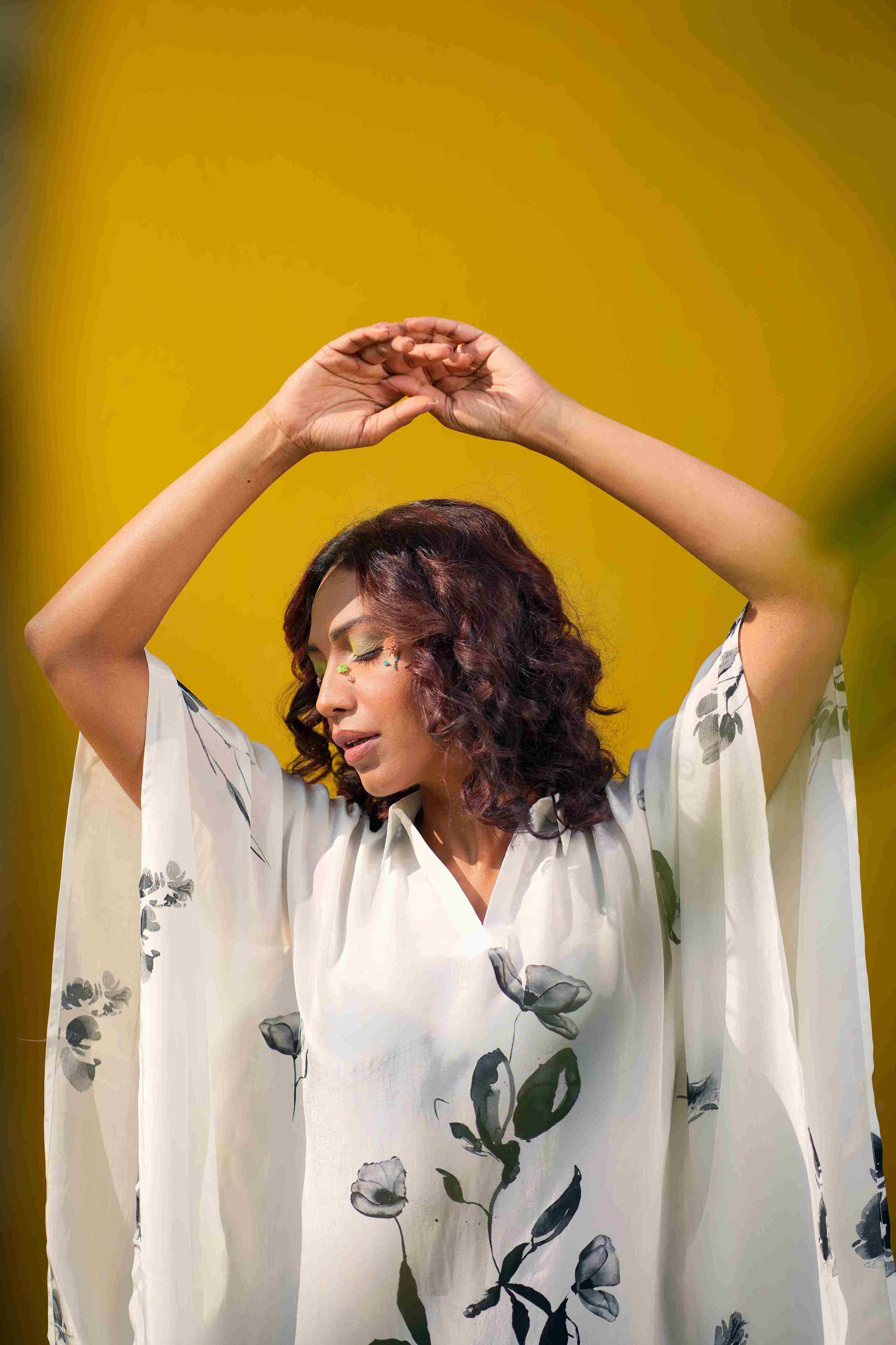 White Ivy Crepe Kaftan Top